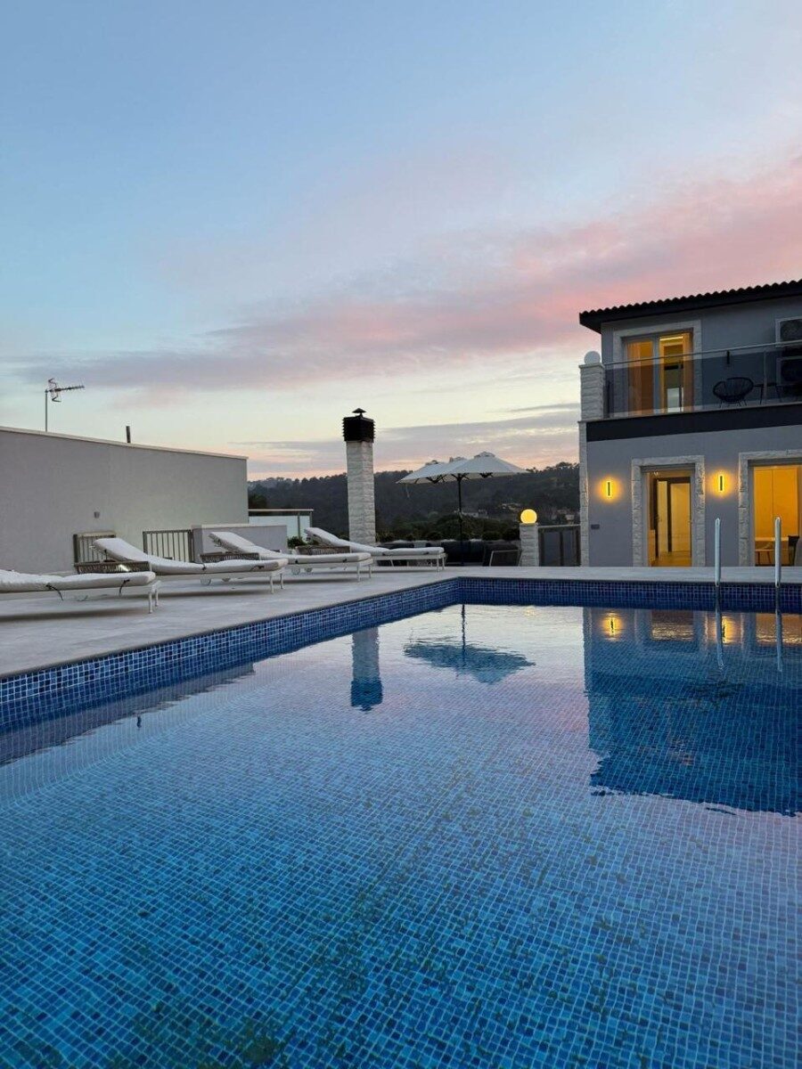 houses z 4 sypialniami, 230m² w Benissa, Hiszpania [ID: 0150-LS-2307]