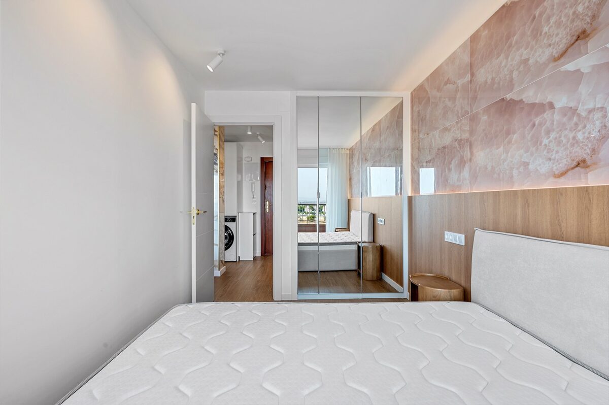 Квартира з 2 спальнями, 70м² в Пунта Пріма, Іспанія [ID: 0150-LS-2807]