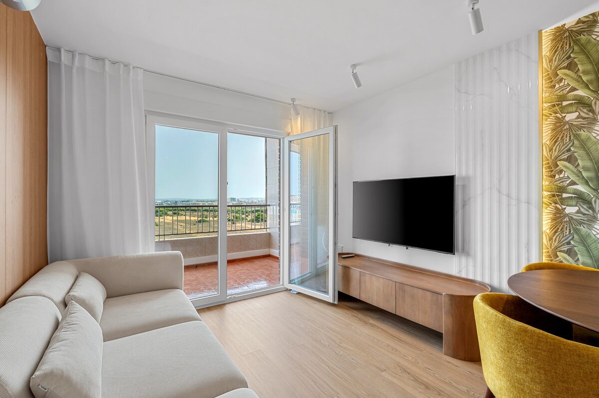 Квартира з 2 спальнями, 70м² в Пунта Пріма, Іспанія [ID: 0150-LS-2807]