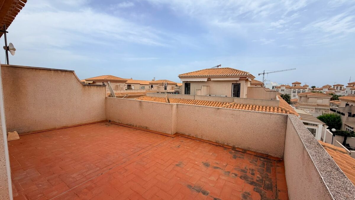 Бунгало з 3 спальнями, 98м² в Оріуела Коста, Іспанія [ID: 0150-LS-0408]