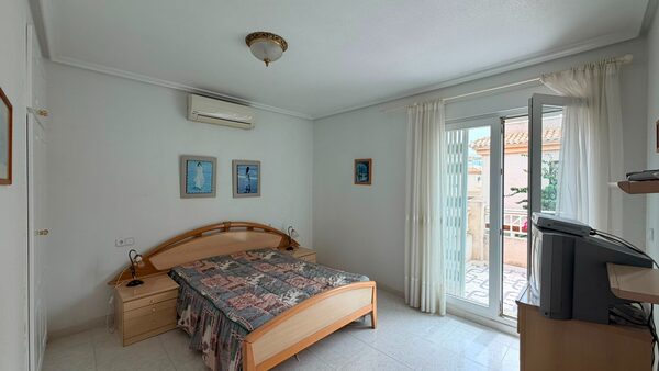 Бунгало в Оріуела Коста, Іспанія, 98м² - зображення 18