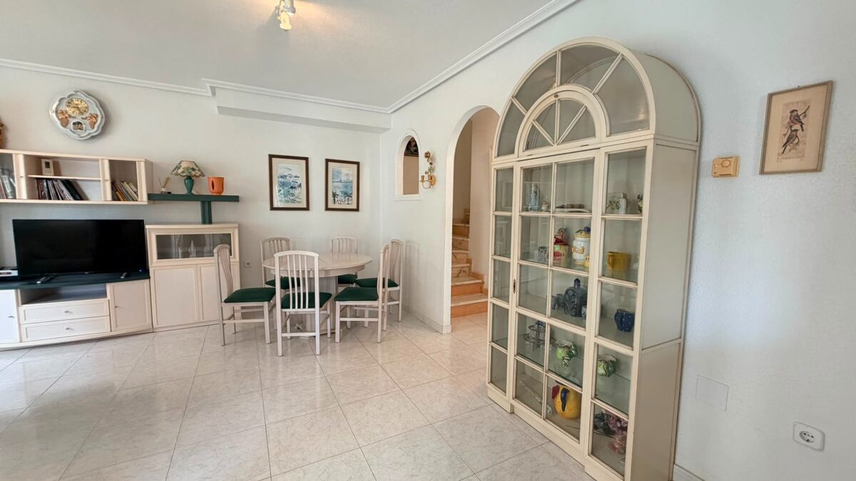 Бунгало з 3 спальнями, 98м² в Оріуела Коста, Іспанія [ID: 0150-LS-0408]
