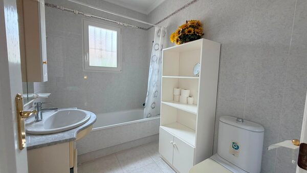 Бунгало в Оріуела Коста, Іспанія, 98м² - зображення 15