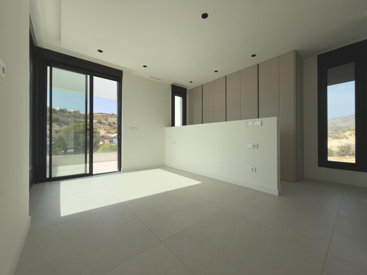 Вілла з 3 спальнями, 147м² в Фінестрат, Іспанія [ID: 0137-N9984]