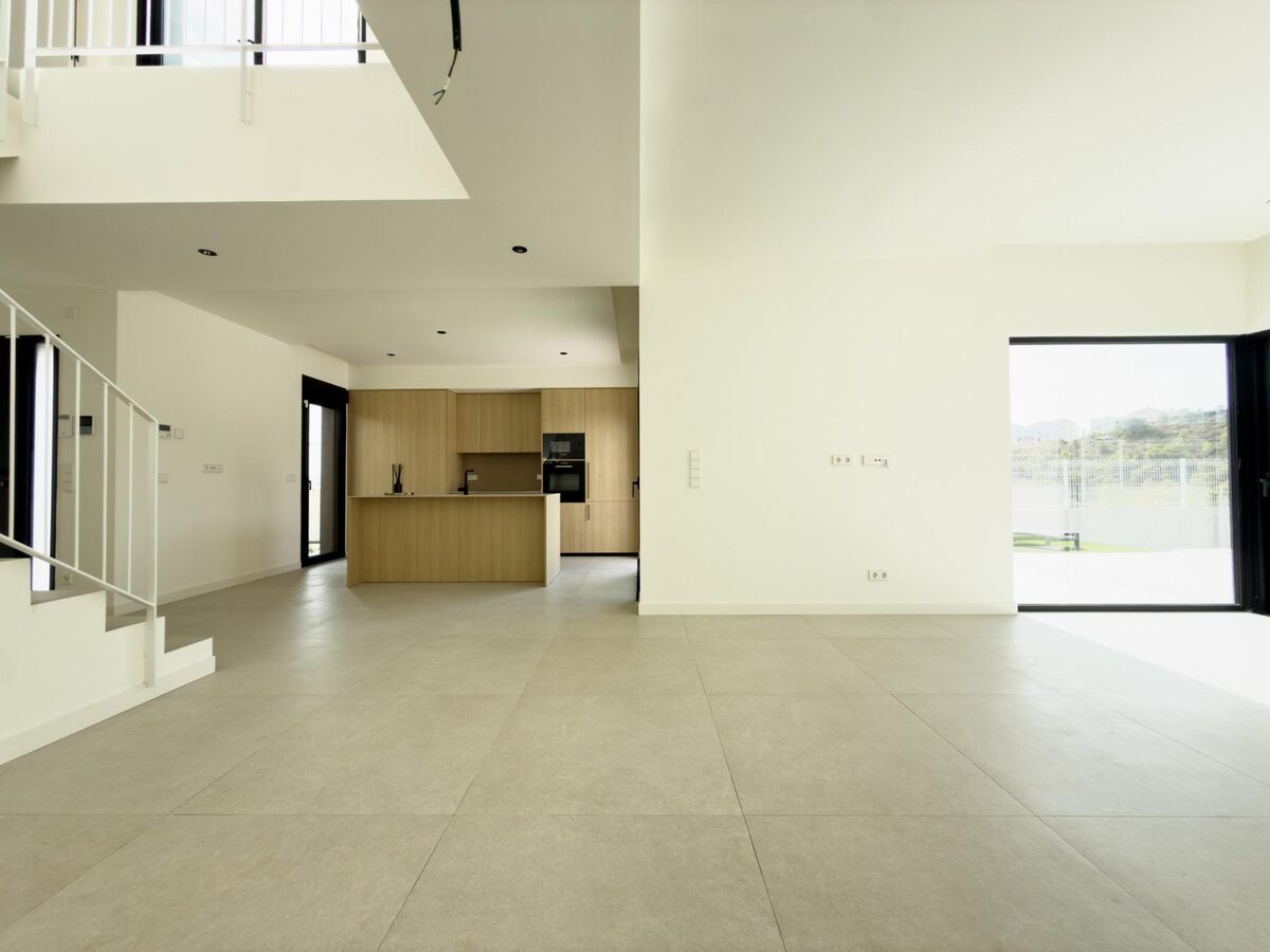 Вилла с 4 спальнями, 195м² в Финестрат, Испания [ID: 0137-N9985]