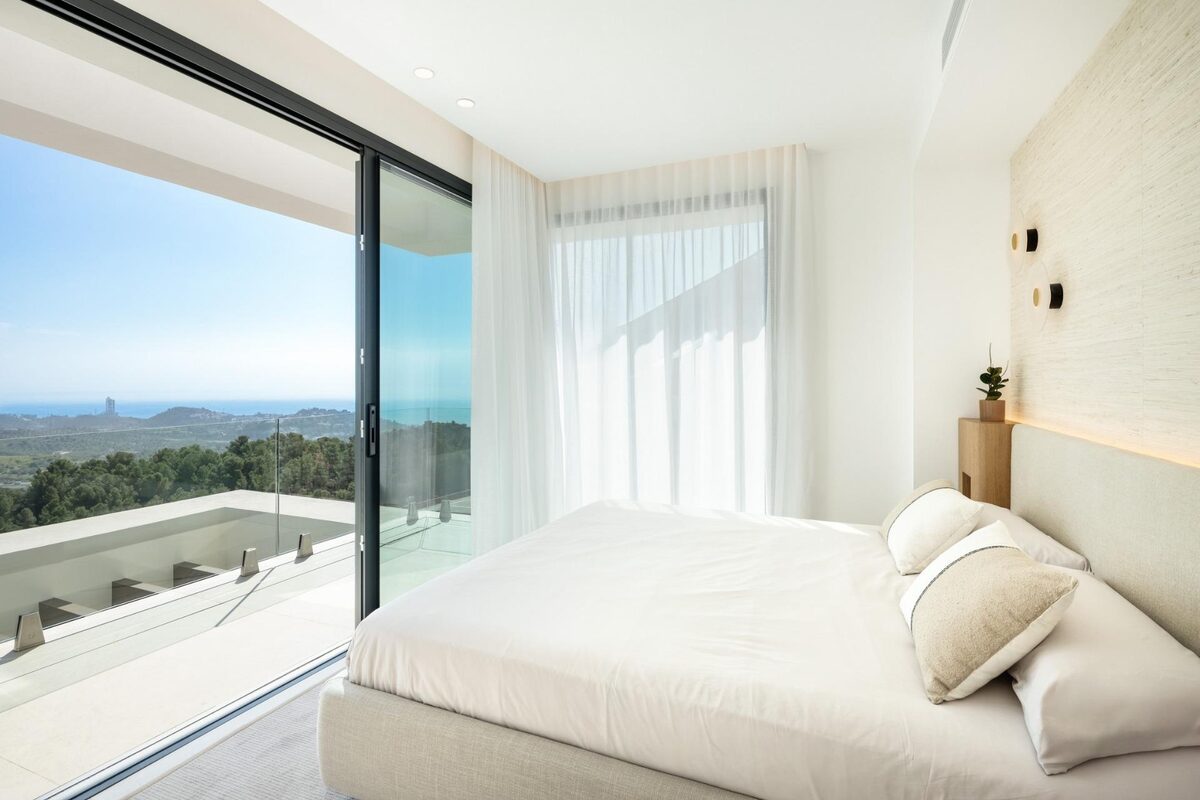 Willa z 4 sypialniami, 571m² w Малага, Hiszpania [ID: 0137-SP1864]