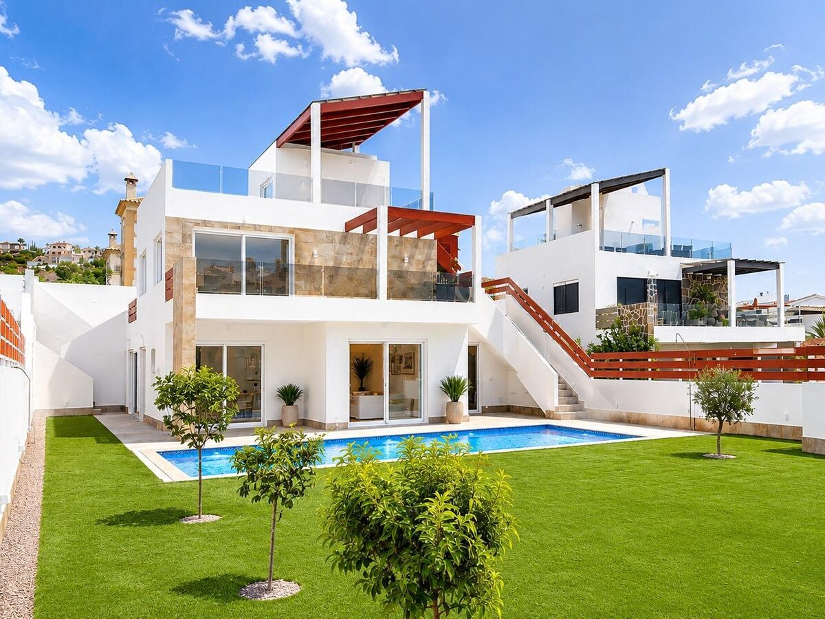 Willa z 4 sypialniami, 260m² w Рохалес, Hiszpania [ID: 0137-N9986]
