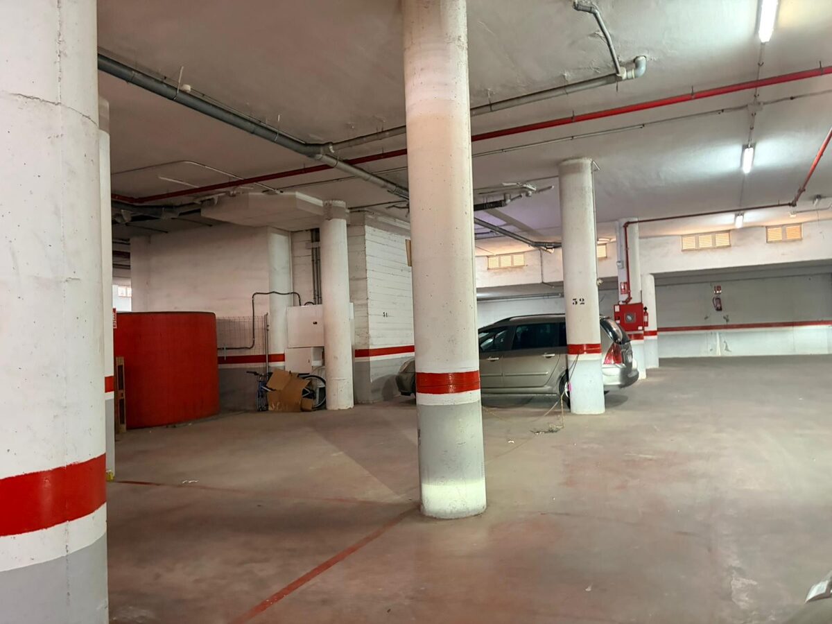 Гараж с 1 спальней, 8м² в Пунта Прима, Испания [ID: 0150-LS-0209]