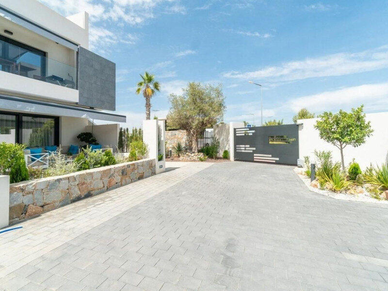 Apartment with 3 bedrooms, 74m² in Torrevieja, Spain [ID: 0152-573561_24011]