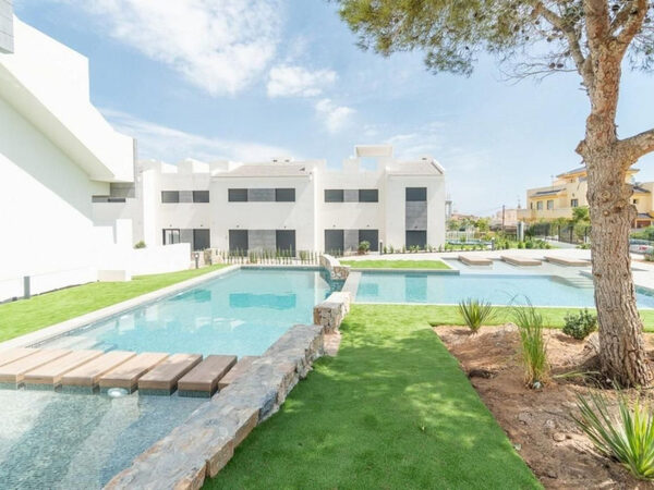 Apartment in Torrevieja ID 0152-573559_24011