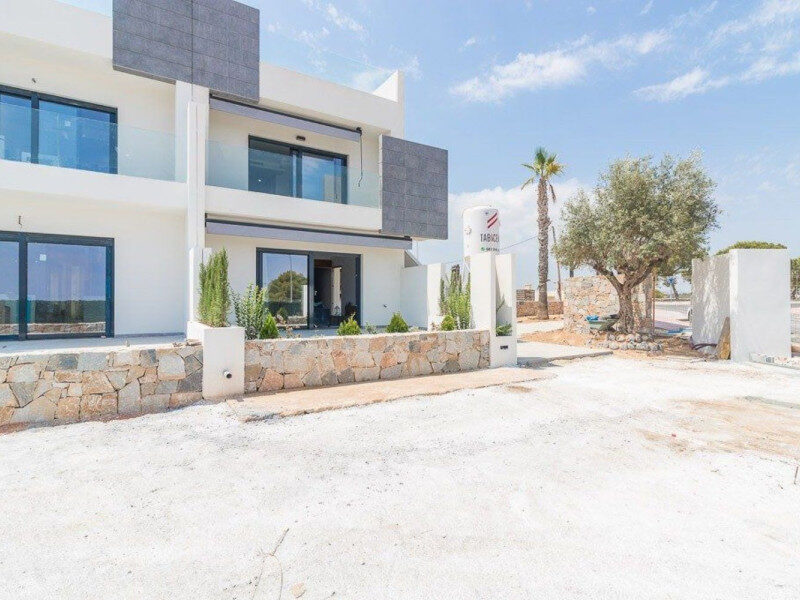 Apartment with 3 bedrooms, 82m² in Torrevieja, Spain [ID: 0152-573559_24011]