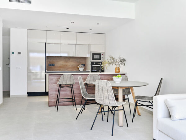 Bungalow in Torrevieja, Spain, 102m² - image 12