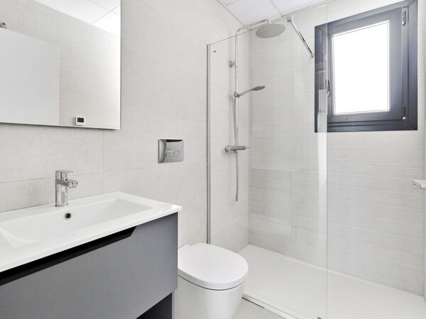 Bungalow in Torrevieja, Spain, 102m² - image 25