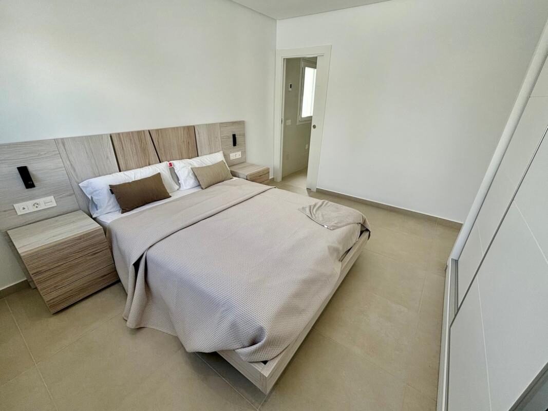 Willa z 3 sypialniami, 120m² w Рохалес, Hiszpania [ID: 0152-466516_466461]