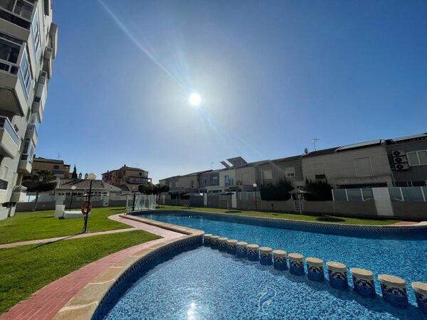 Квартира в Торрев'єха, Іспанія, 110м²
