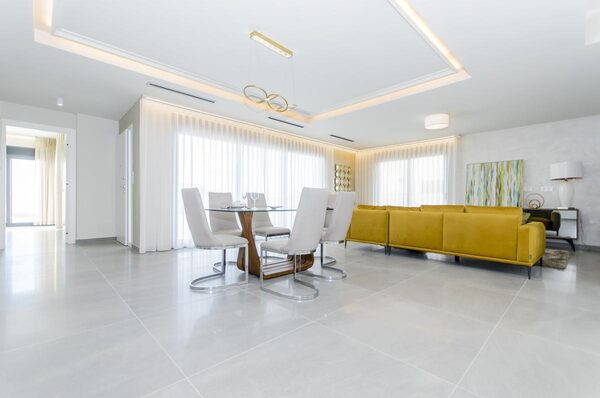 Villa in San Miguel de Salinas, Spain, 194m² - image 11