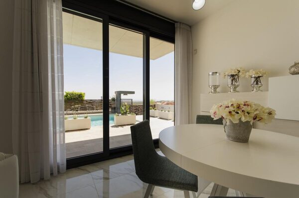 Villa in San Miguel de Salinas, Spain, 144m² - image 2