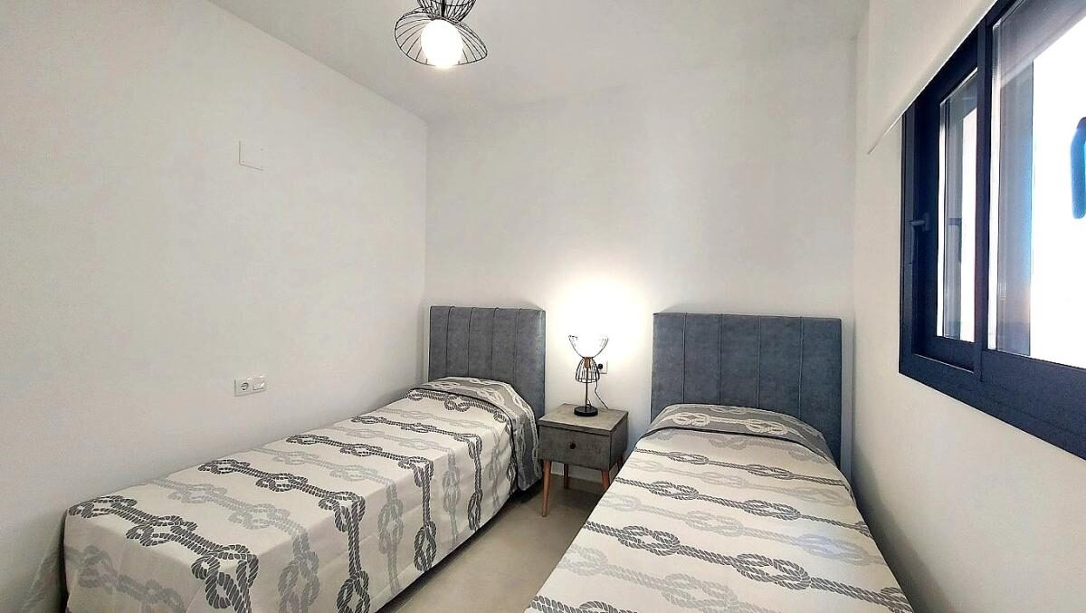 Квартира з 3 спальнями, 98м² в Сан-Мігель-де-Салінас, Іспанія [ID: 0152-358383_192095]