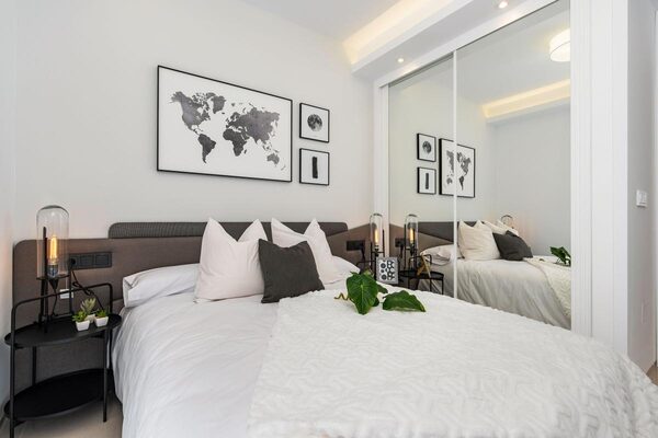 Apartament w Рохалес, Hiszpania, 107m² - obraz 16