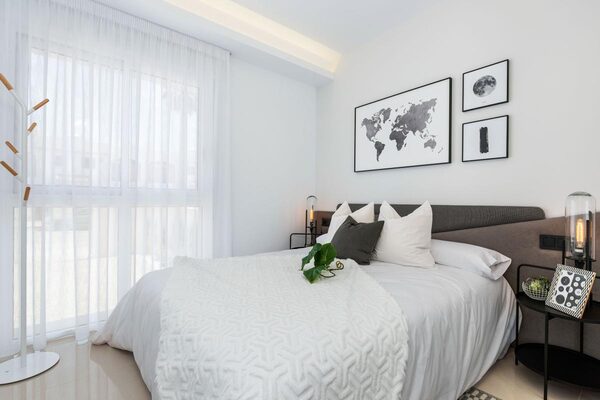 Apartament w Рохалес, Hiszpania, 107m² - obraz 12