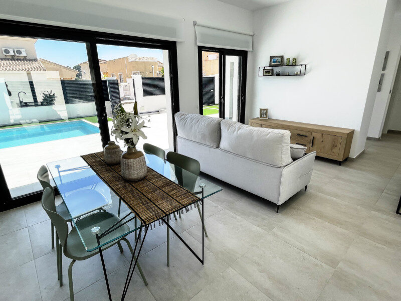 Willa z 3 sypialniami, 112m² w Pilar de la Horadada, Hiszpania [ID: 0152-67821_24909]