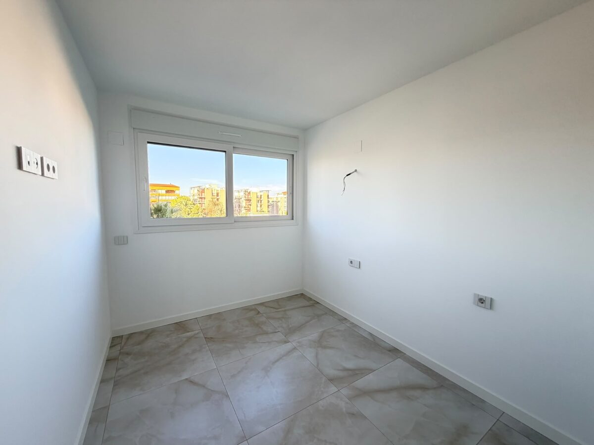 Апартаменти з 2 спальнями, 90м² в Пунта Пріма, Іспанія [ID: 0150-LS-2109]