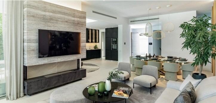 Villa with 4 bedrooms, 383m² in Estepona, Spain [ID: 0137-SP1890]