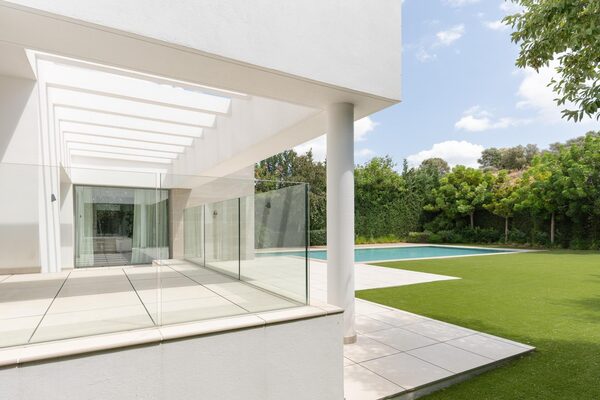 Villa in Estepona, Spain, 383m² - image 3