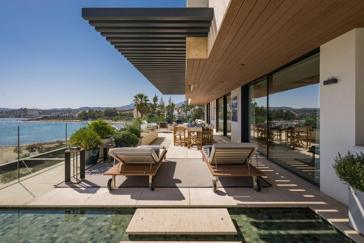 Penthouse with 3 bedrooms, 202m² in Estepona, Spain [ID: 0137-SP1884]