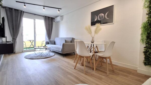 Apartamenty w Torrevieja, Hiszpania, 54m² - obraz 4
