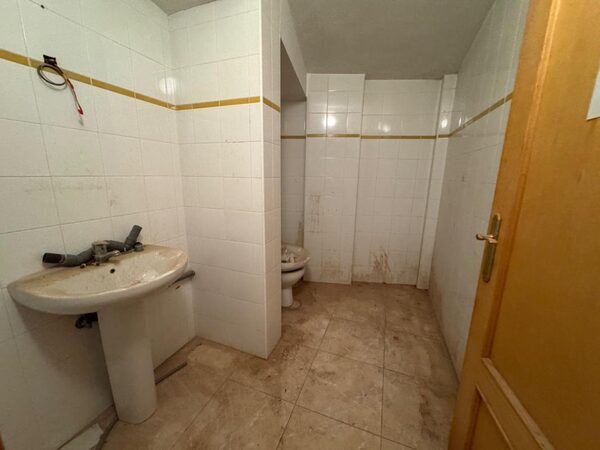 Przestrzeń komercyjna w Torrevieja, Hiszpania, 496m² - obraz 28