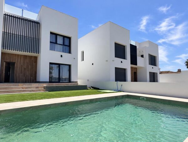Willa w Torrevieja, Hiszpania, 368m² - obraz 18