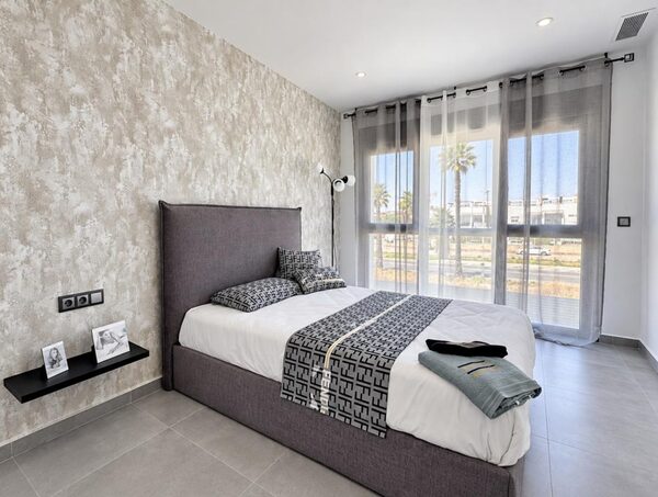 Willa w Torrevieja, Hiszpania, 368m² - obraz 15