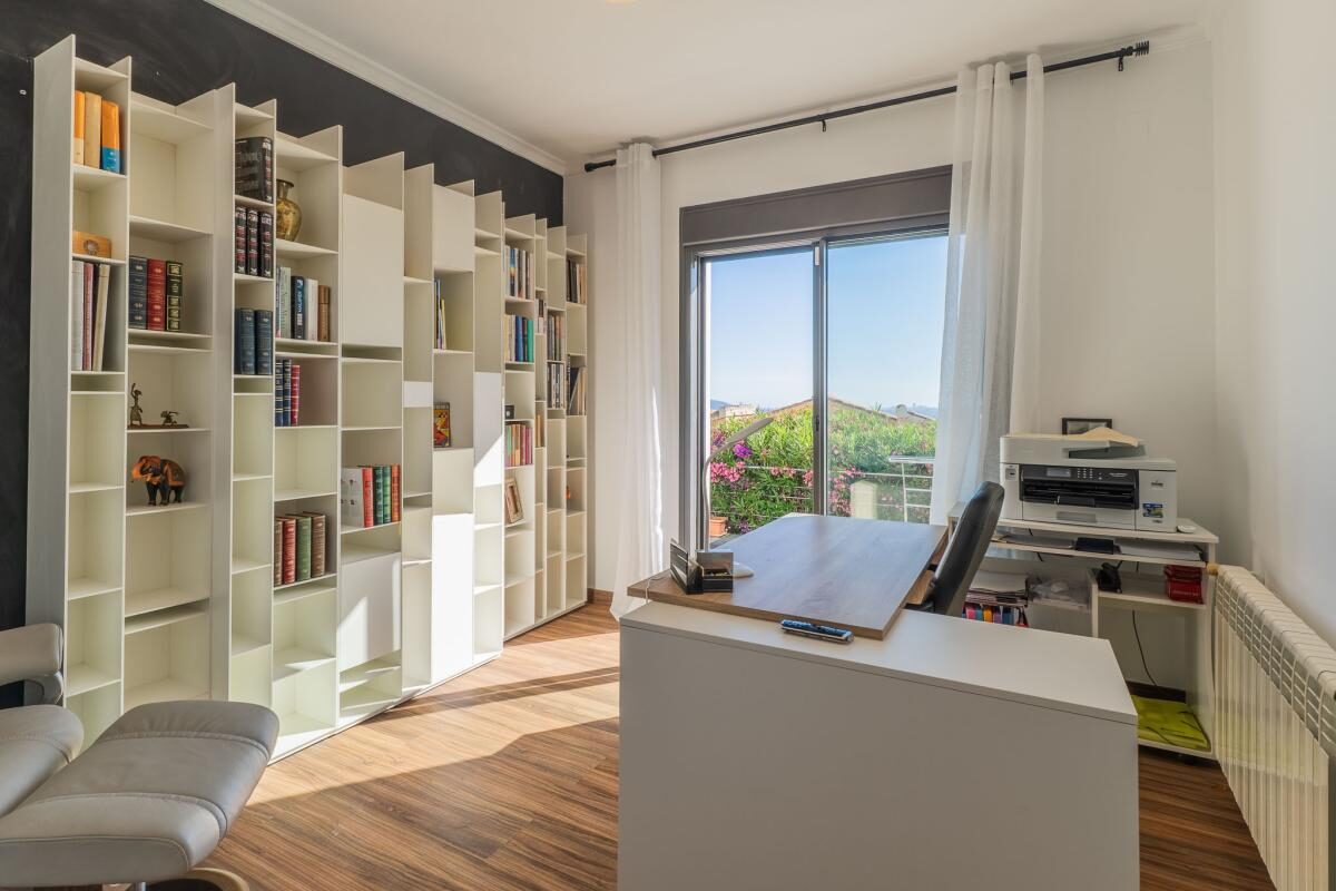 Townhouse with 5 bedrooms, 232m² in Altea, Spain [ID: 0152-631654]