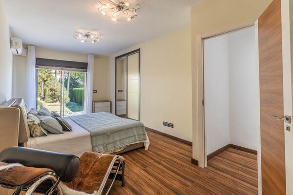 Dom szeregowy w Althea, Hiszpania, 232m² - obraz 26