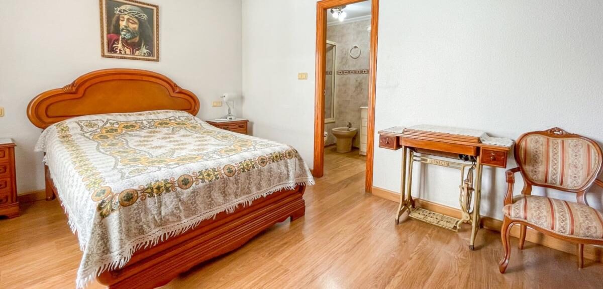 Apartament z 3 sypialniami, 129m² w Torrevieja, Hiszpania [ID: 0152-630249]