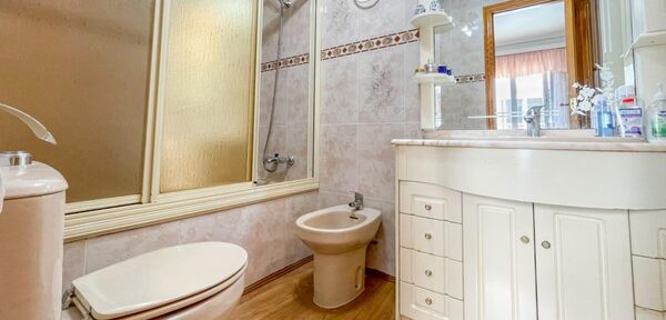 Apartamenty w Torrevieja, Hiszpania, 129m² - obraz 11