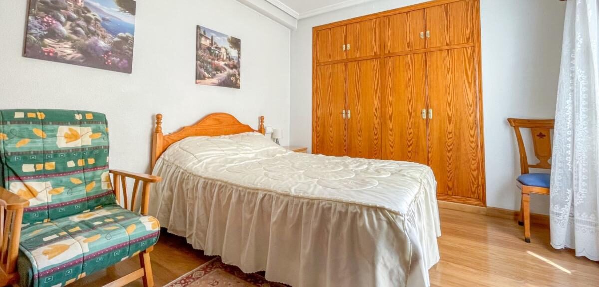 Apartament z 3 sypialniami, 129m² w Torrevieja, Hiszpania [ID: 0152-630249]