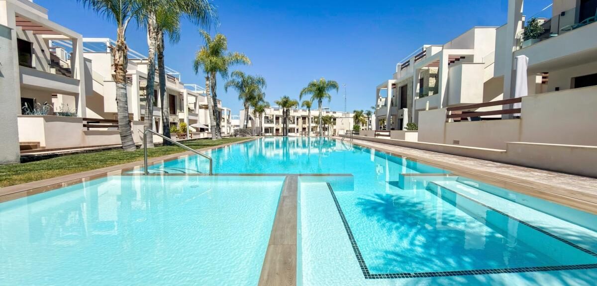 Apartament z 2 sypialniami, 71m² w Torrevieja, Hiszpania [ID: 0152-630232]