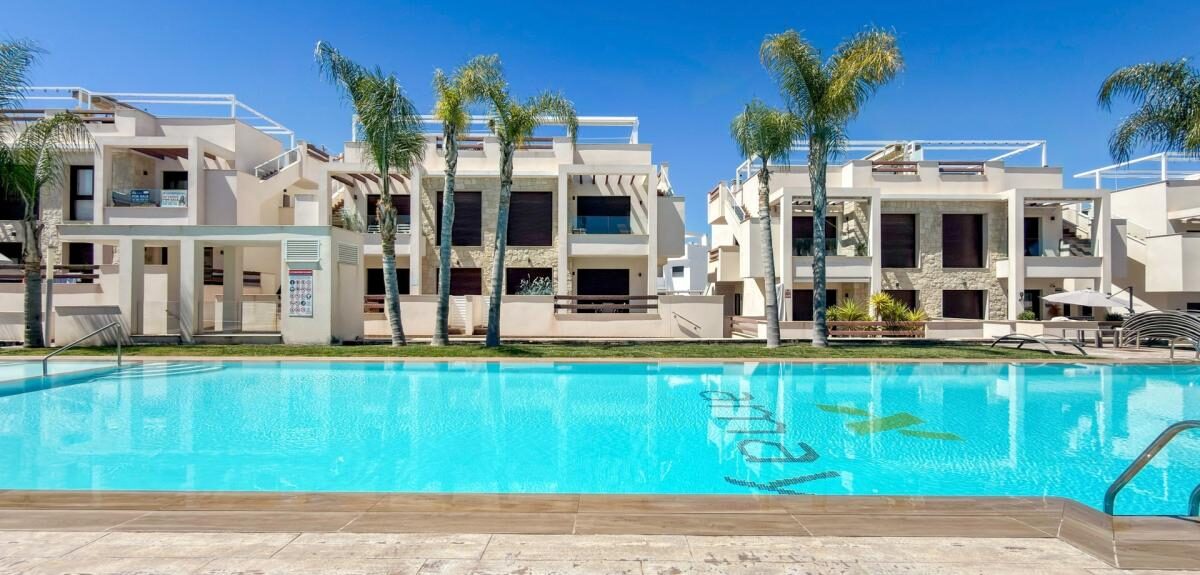 Apartament z 2 sypialniami, 71m² w Torrevieja, Hiszpania [ID: 0152-630232]