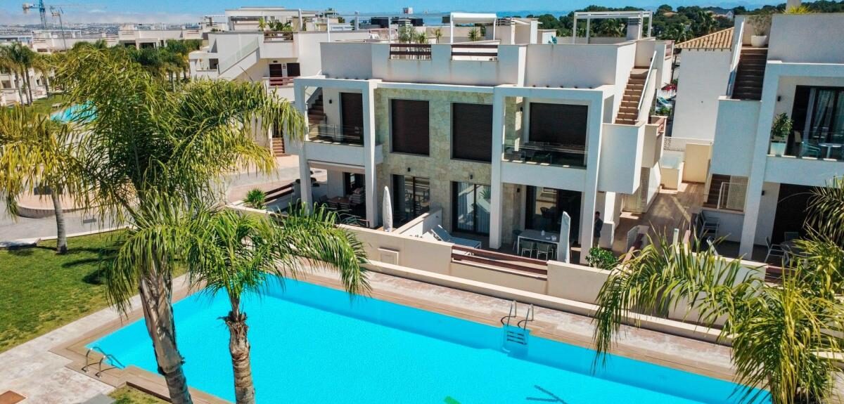 Apartament z 2 sypialniami, 71m² w Torrevieja, Hiszpania [ID: 0152-630232]