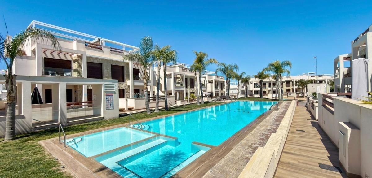 Apartament z 2 sypialniami, 71m² w Torrevieja, Hiszpania [ID: 0152-630232]