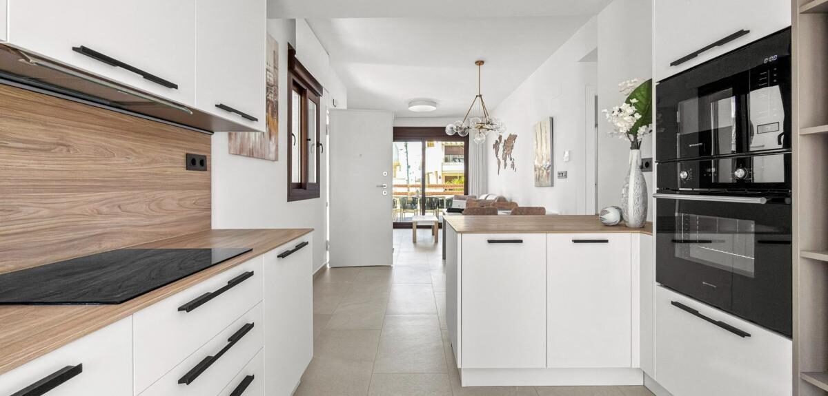 Apartament z 2 sypialniami, 71m² w Torrevieja, Hiszpania [ID: 0152-630232]