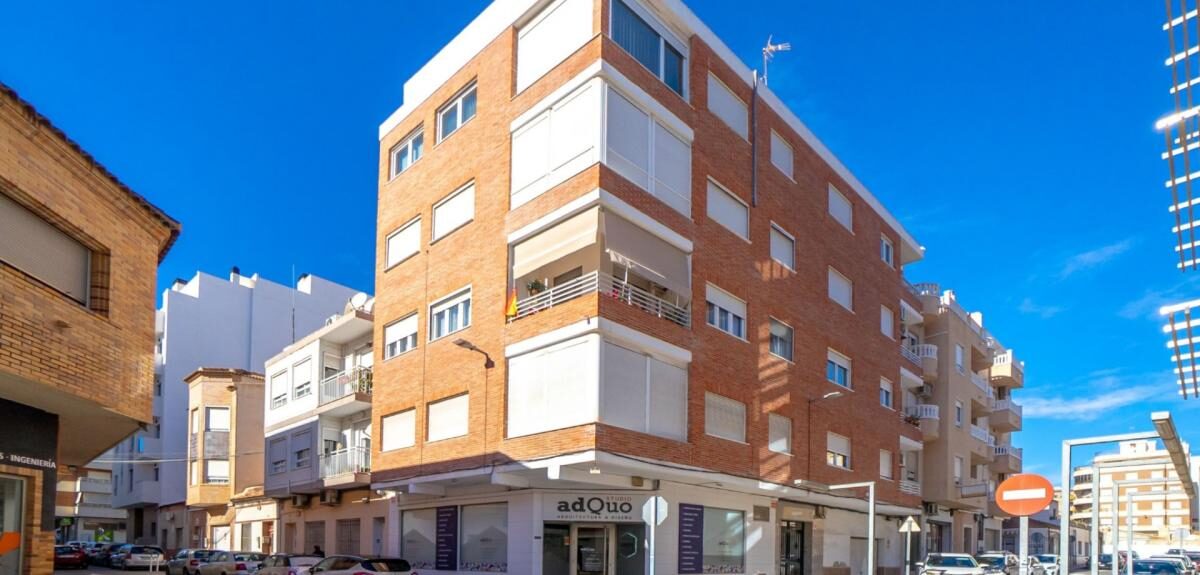 Apartment with 2 bedrooms, 160m² in Torrevieja, Spain [ID: 0152-630226]