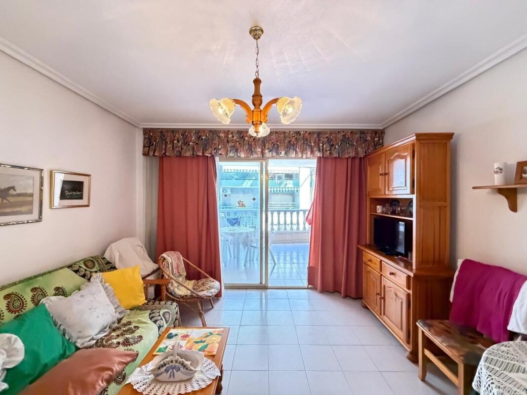Квартира з 1 спальнею, 50м² в Торрев'єха, Іспанія [ID: 0152-630111]