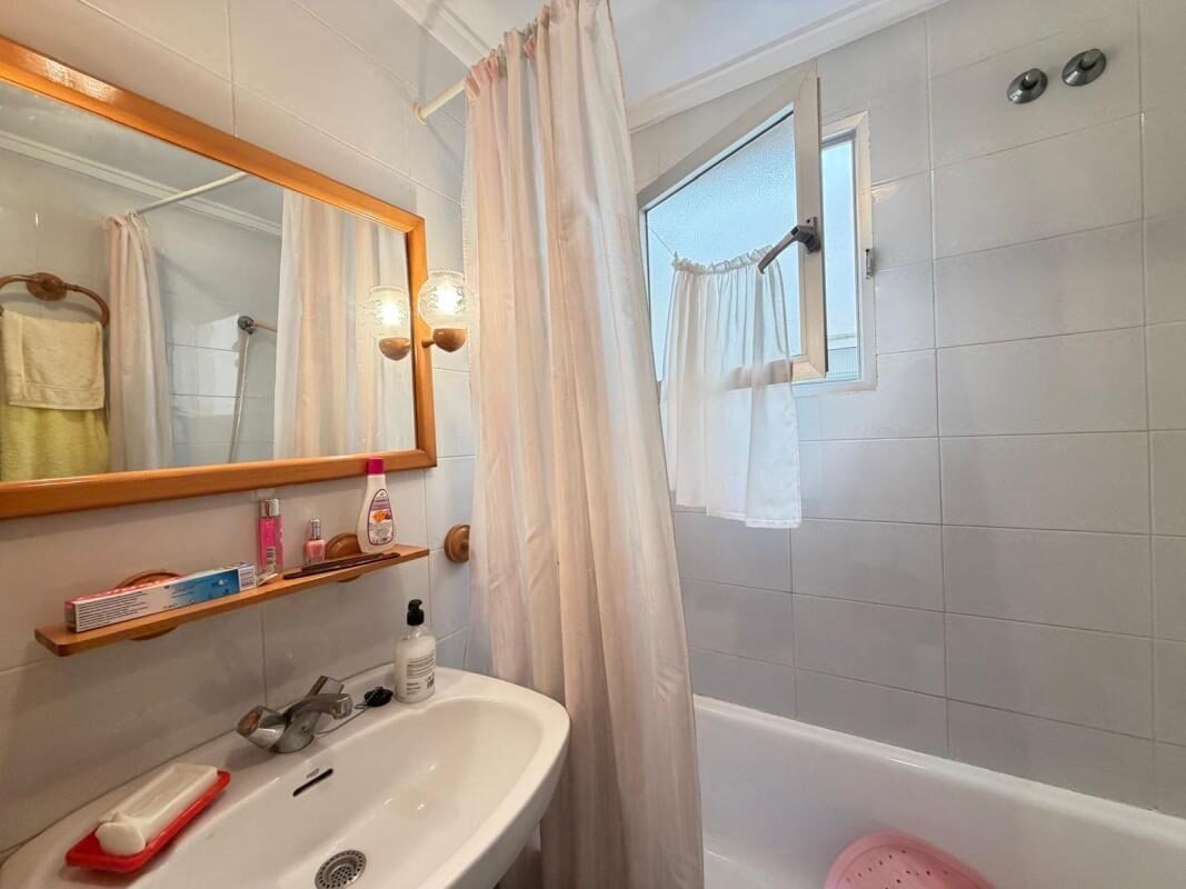 Квартира з 1 спальнею, 50м² в Торрев'єха, Іспанія [ID: 0152-630111]