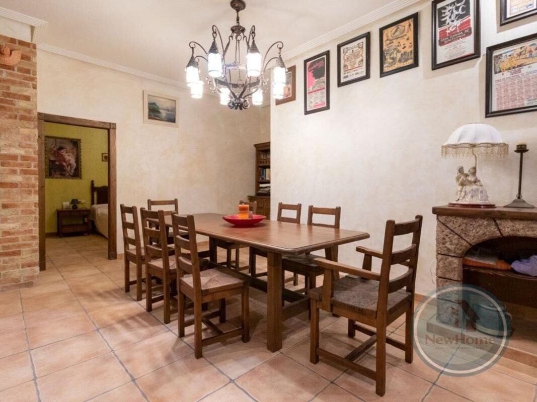 houses z 5 sypialniami, 450m² w elche-elx, Hiszpania [ID: 0152-627377]