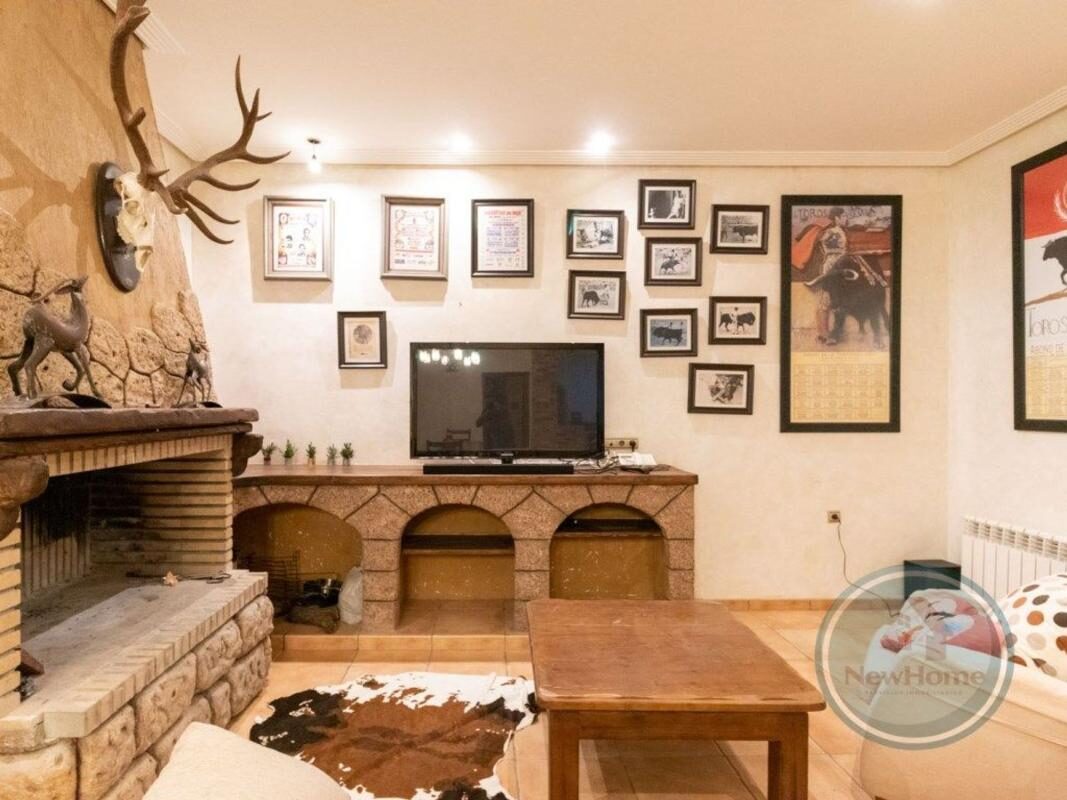 houses z 5 sypialniami, 450m² w elche-elx, Hiszpania [ID: 0152-627377]