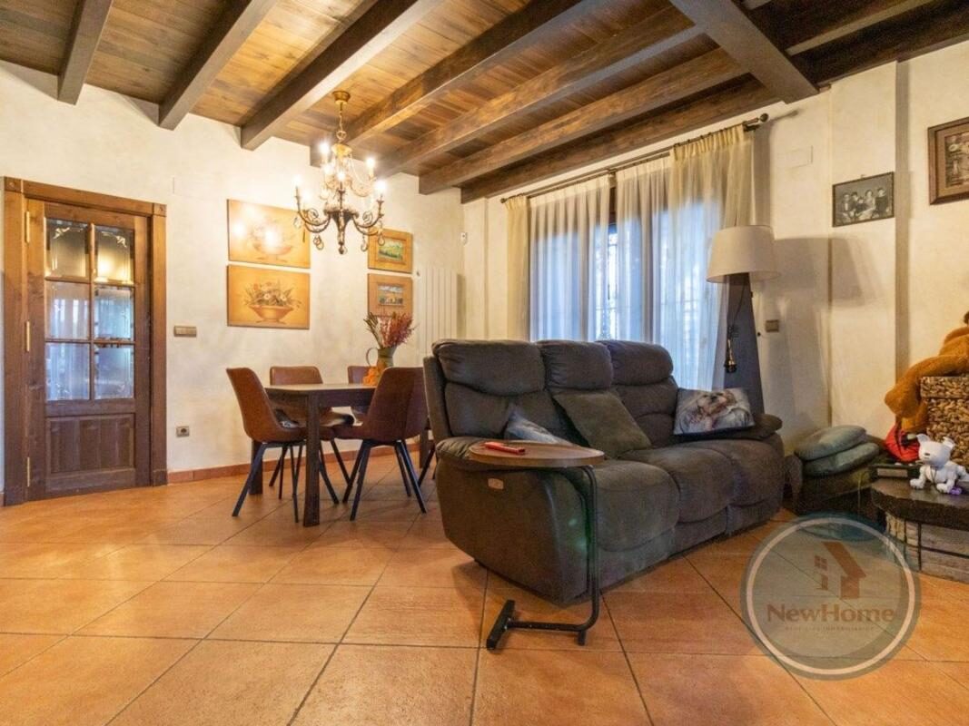 houses z 5 sypialniami, 450m² w elche-elx, Hiszpania [ID: 0152-627377]