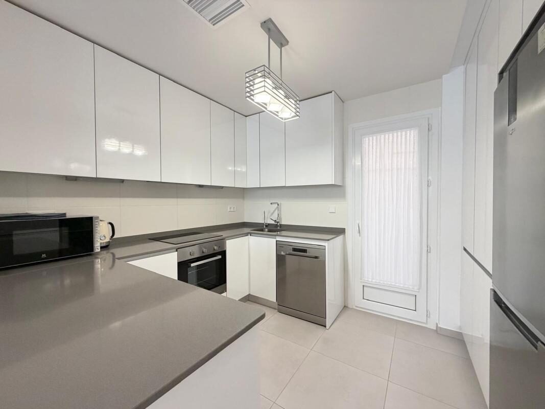 Townhouse with 3 bedrooms, 197m² in Torrevieja, Spain [ID: 0152-622316]